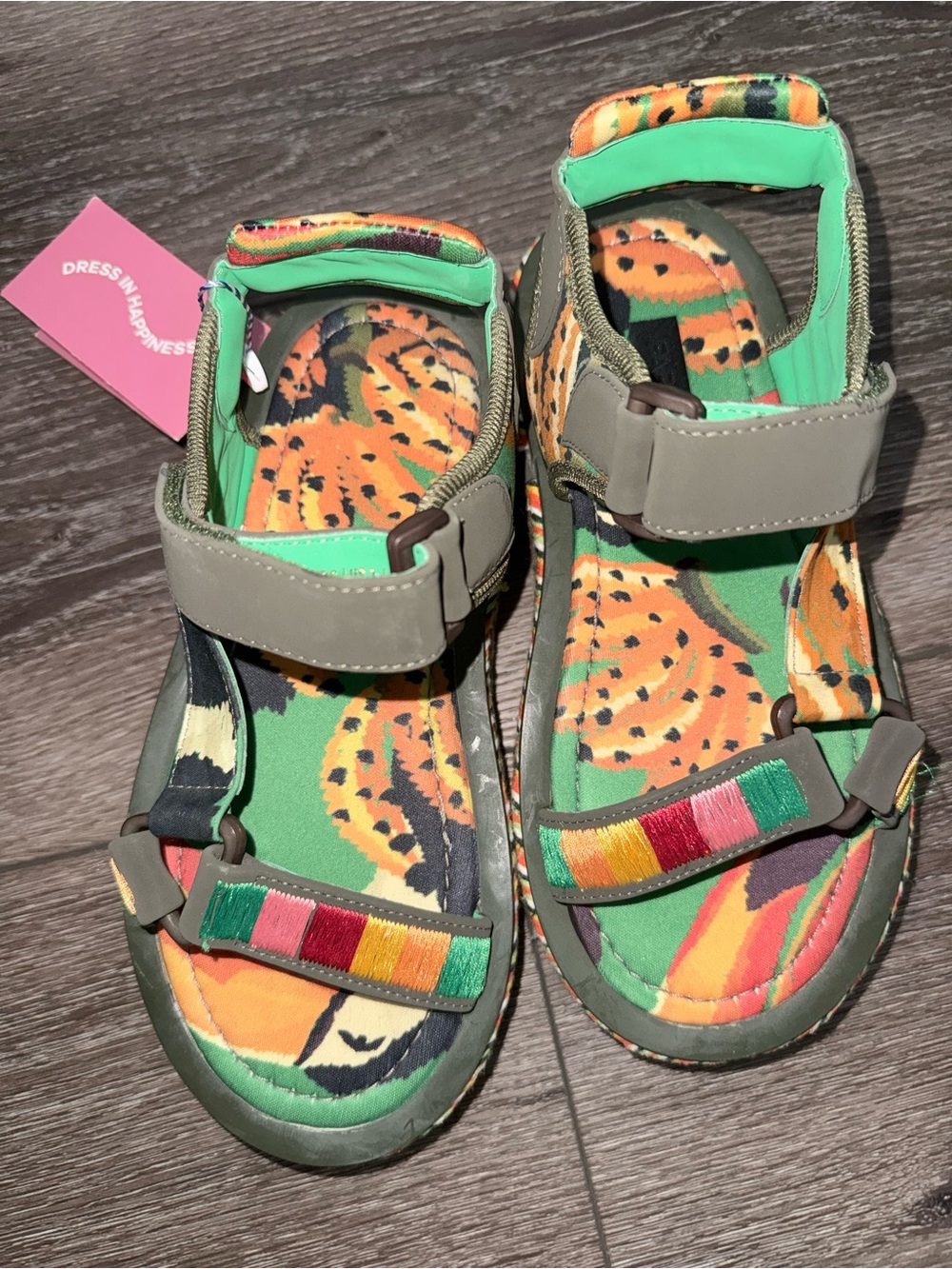 FARM Rio Vegan Green Multicolor Braided Platform Sandals - Picture 2 of 9